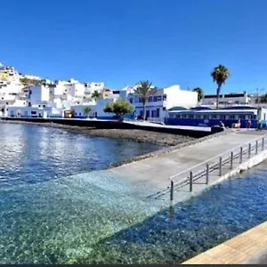 https://poril.in-canary-islands.com