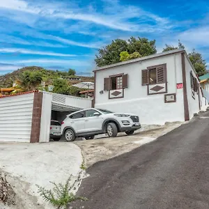 https://casita-los-arboles.in-canary-islands.com